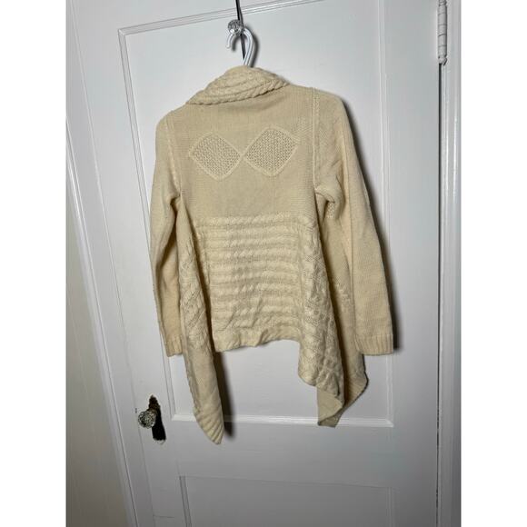 Altar'd State Cream Chunky Cable Knit Grandpa Cardigan Sweater Women's Small - Picture 2 of 9